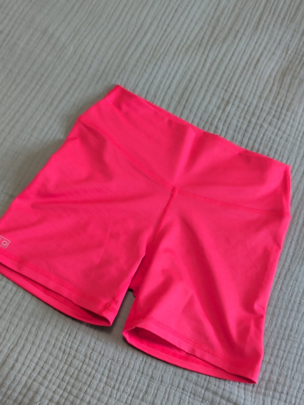 Fleo Bright Pink Bike Shorts - Medium